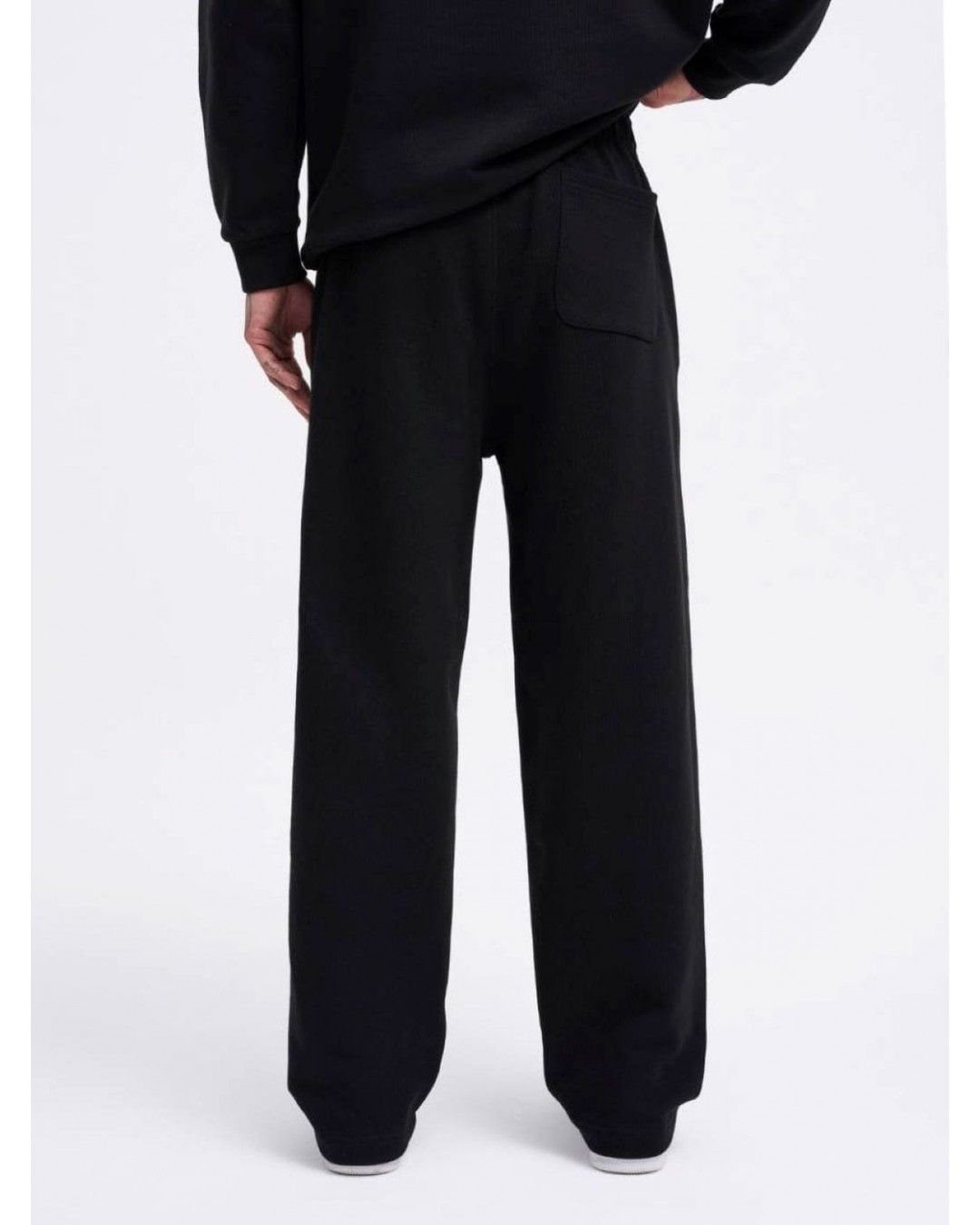 Чоловічі спортивні штани вільного та широкого крою baggy sweatpants  -  Зображення 2