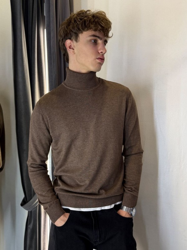Базовий чоловічий бавовняний гольф з високим коміром refined cotton