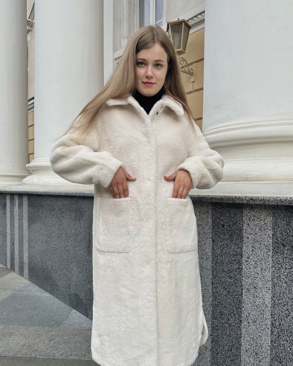 Шуба з екохутра на кнопках