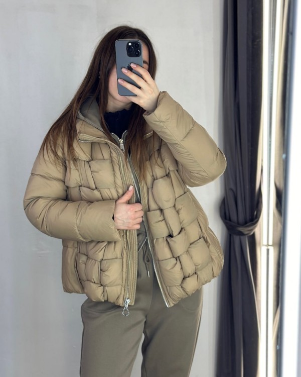 Куртка з плетенням спереду