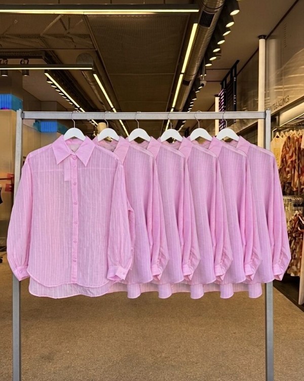 Легка рожева сорочка у смужку striped pink shirt