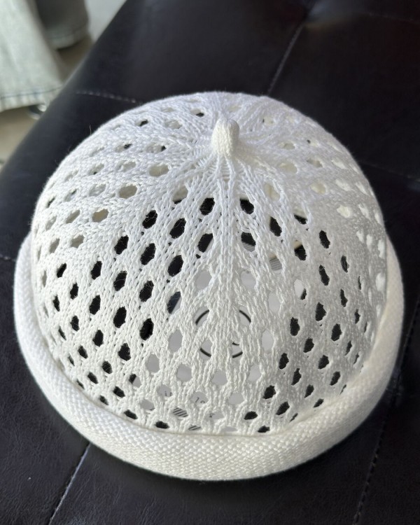 Жіноча в'язана ажурна шапка summer knitted hat 